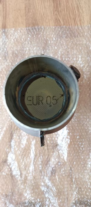 Универсальный катализатор для авто