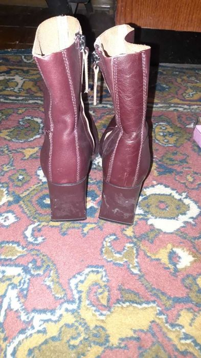 Женские кожаные сапоги и полусапожки