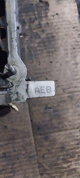 Продам ГБЦ от мотора АЕВ