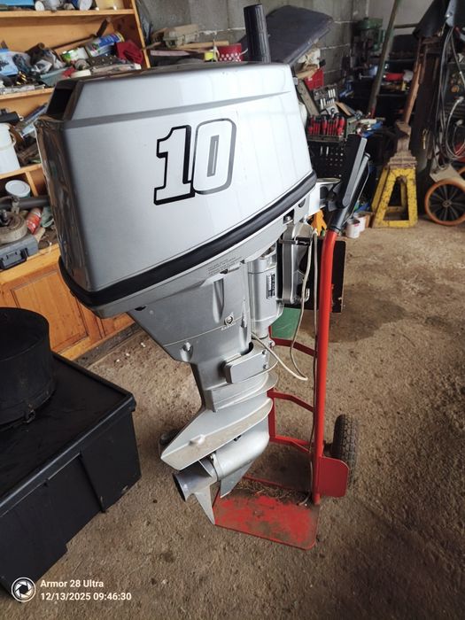 Barca Ventus 320+motor Honda 10cp 4t+ sonar