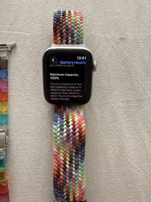 Apple Watch SE 2 - nou nout 44 mm - aluminum silver