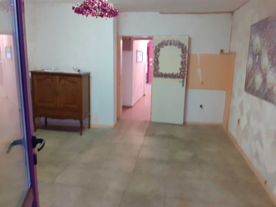 Дава се под наем Магазин в Варна, Окръжна болница - 45 кв.м за 561 € - Снимка #18