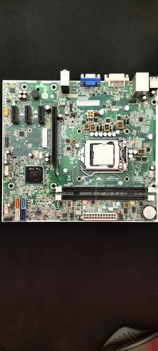 Материнская плата