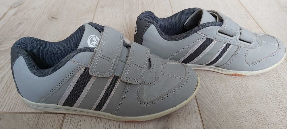 Детски обувки-номер 32,33,35,36