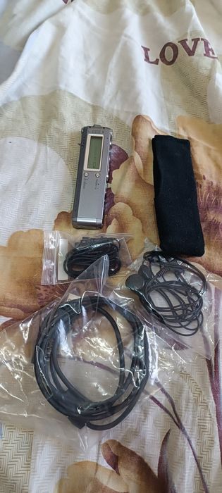 Стерео диктофон Sony idc-sx67