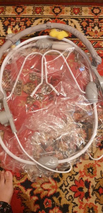 Продаю шезлонги +качеля для детей