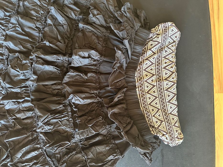 Рокля-гащеризон Pause