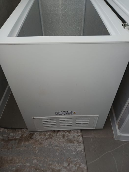 Продам морозильную камеру