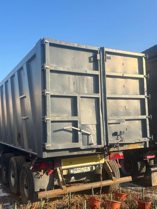 Vand semiremorci fier kempf 50 m an 2001 hardox 10500 cea neagra