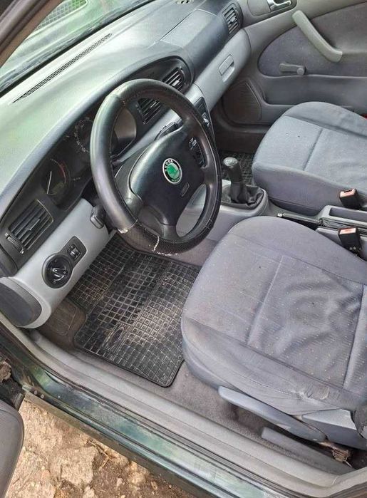 Vand Skoda octavia 1