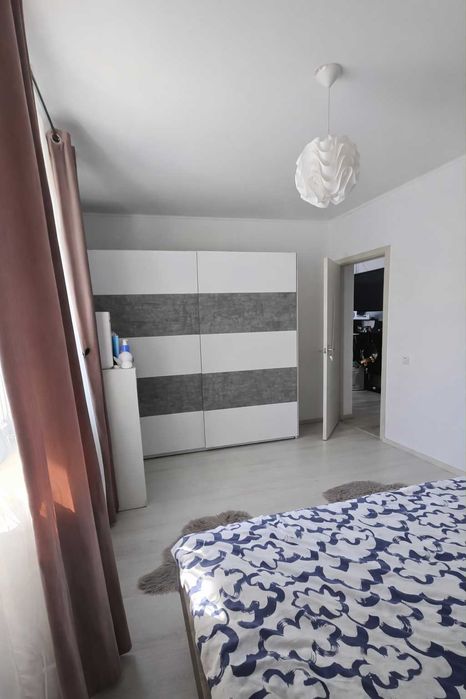 PF vând apartament 3 camere, 59 mp + terasă 8 mp, 2 parcări, mobilat/u