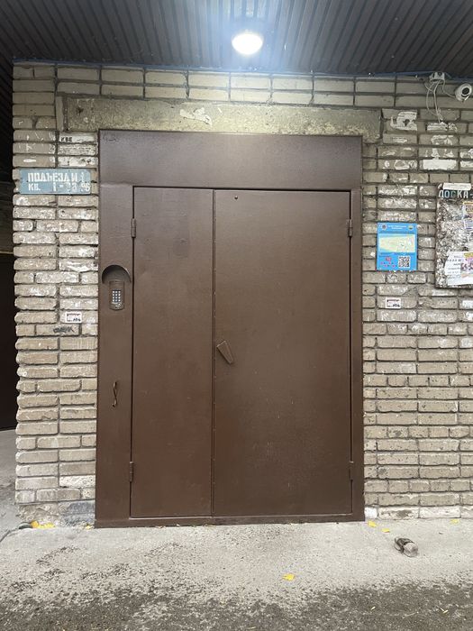 Продается 2х ком. квартира, р-н Стрелки