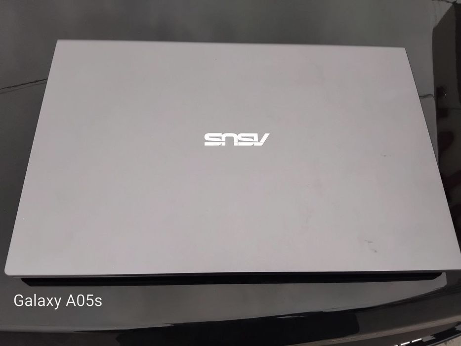 Noutbuk "ASUS X 515A " Core i3