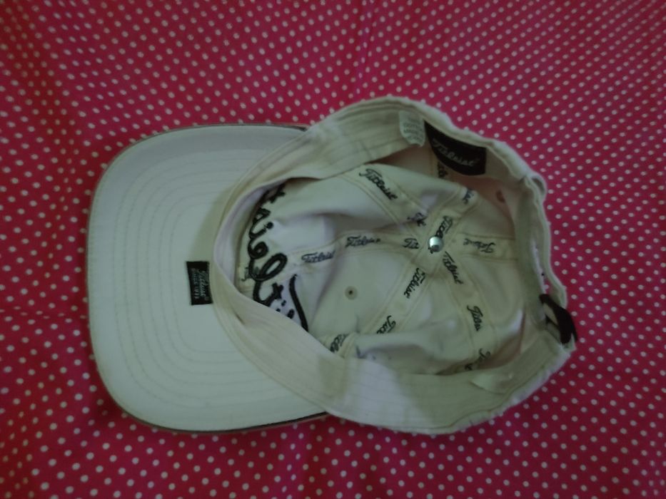 Sapca Titleist cu autografe