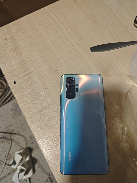 Продам xiomi redmi note 10 pro