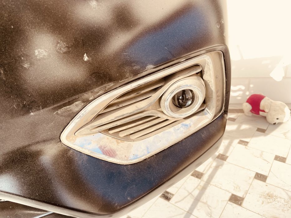 Передние бампер на Hyundai accent