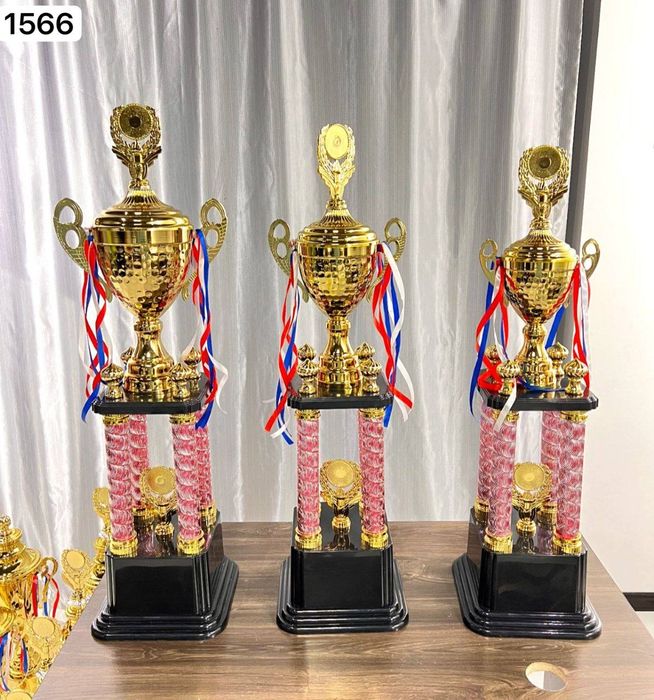 Кубок большой комплект и по штучно !!!