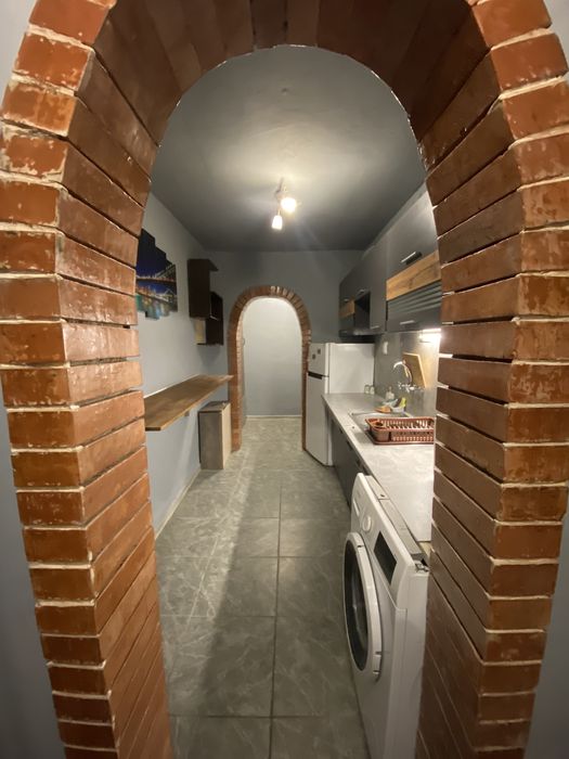 Дава се под наем Двустаен апартамент в Ямбол, Златен рог - 70 кв.м за 255 € - Снимка #4