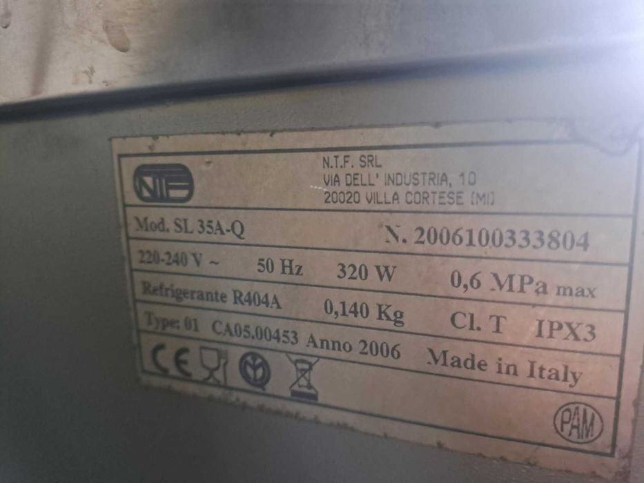 Ледогенератор професионален, машина за лед