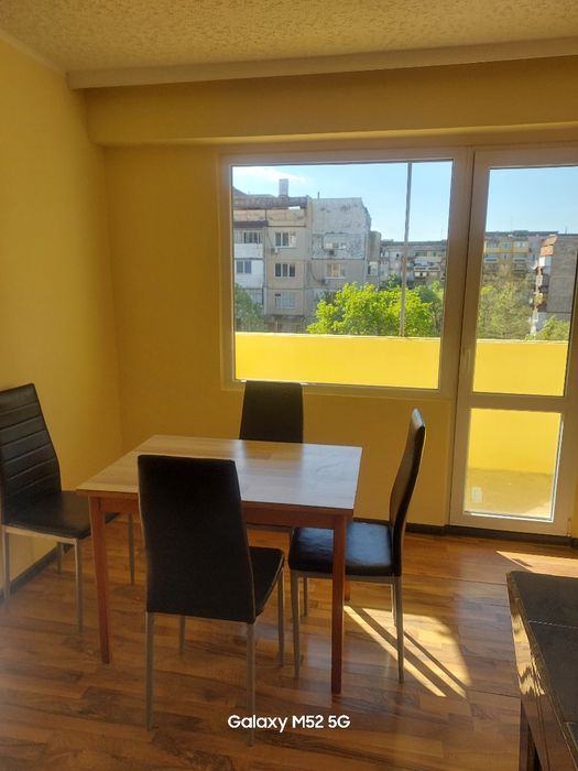 Продавам  апартамент