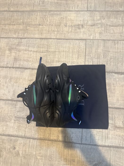 Dior b22 rainbow