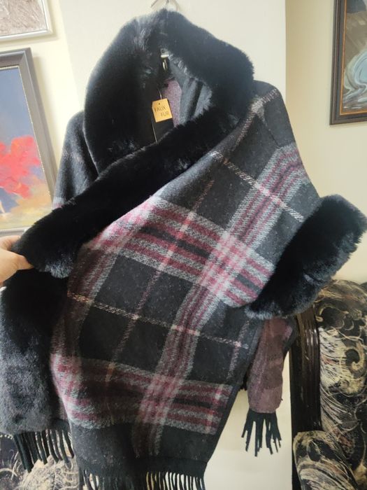 Продается пончо размер оверфри