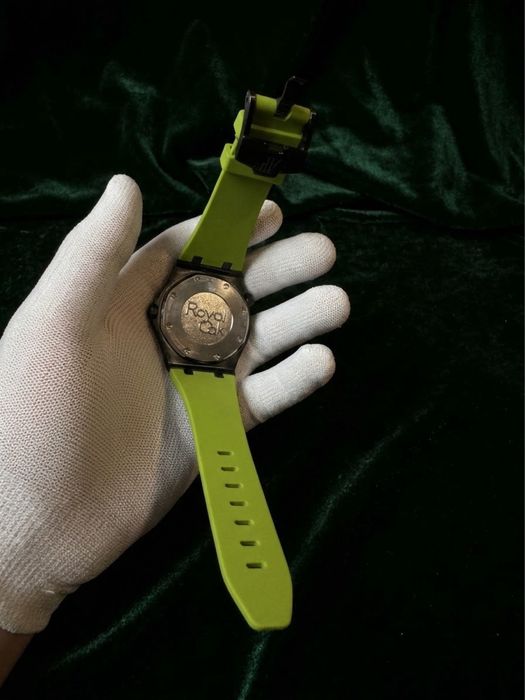 Часовник Audemars Piguet Royal Oak Green