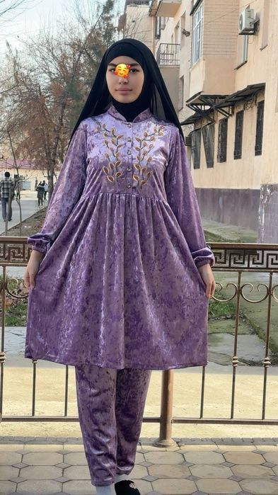 Ko'ylak lozim har xil ranglaridan bor