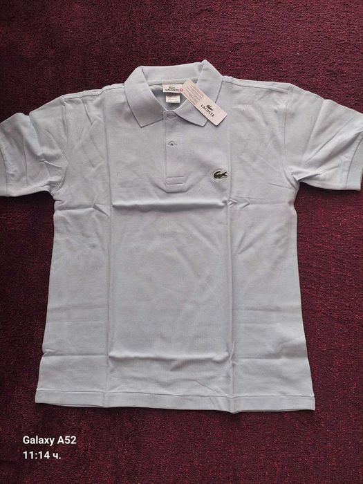 Тениски нови мярка S различни цветове.