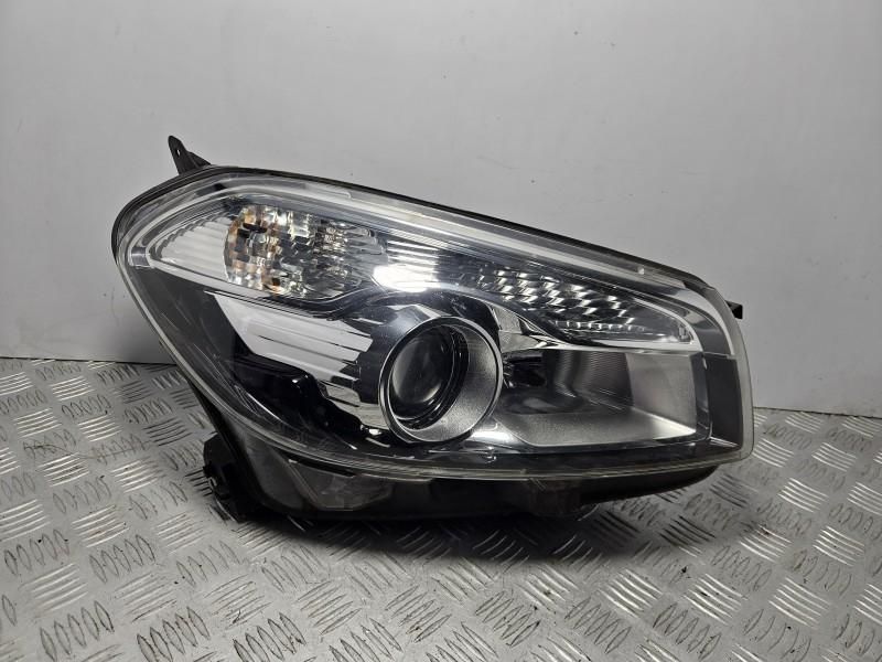 Far dreapta cu lupa si halogen Nissan Qashqai facelift NJ10