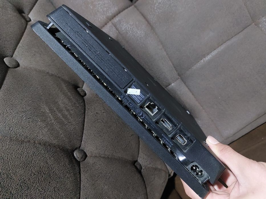 Plesteshin Plestation 4 fat silimlar