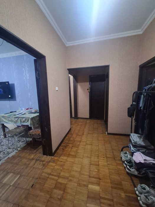Продаётся квартира в Мирзо-Улугбекском районе
