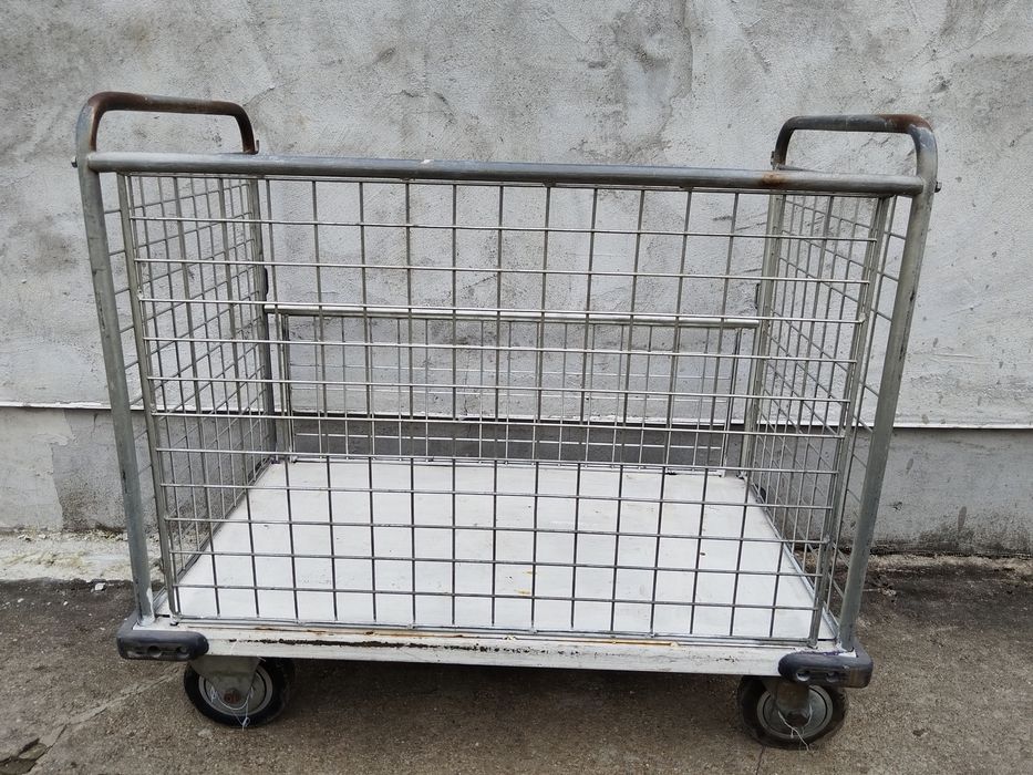 Стара Соц Товарна Количка Панелна Товарна Количка За Складове.
