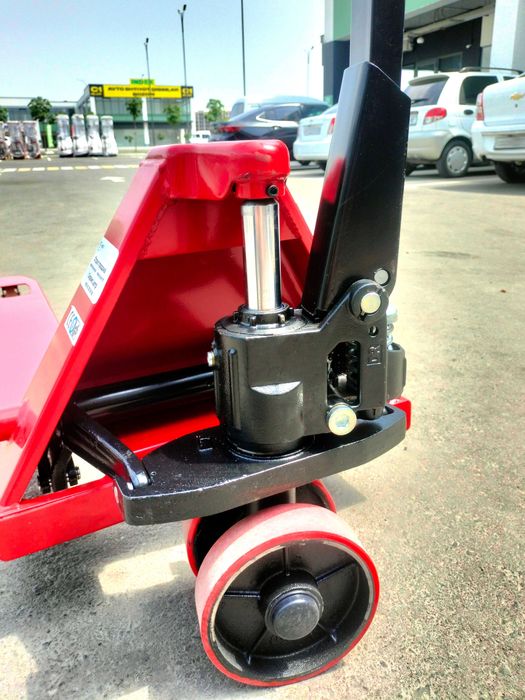 Гидравлическая тележка Munulli 3т оригинал рохля кара транспалет