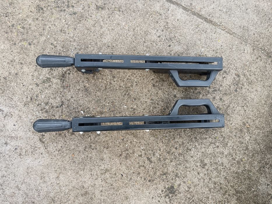 Suporți, cleme prindere circular pe bancul de lucru