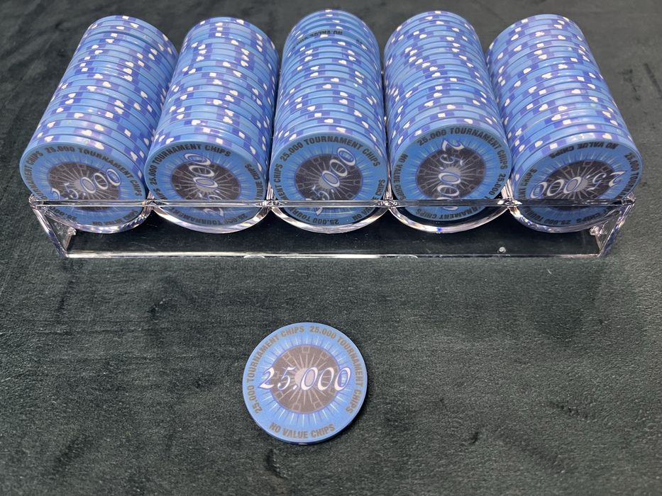 Jetoane poker Casino Queen 280,000 buc stoc urgent CustomTables.eu #jetoanepoker #pokerchips #casinoqueen #casino #queencasino #queenpokerchips