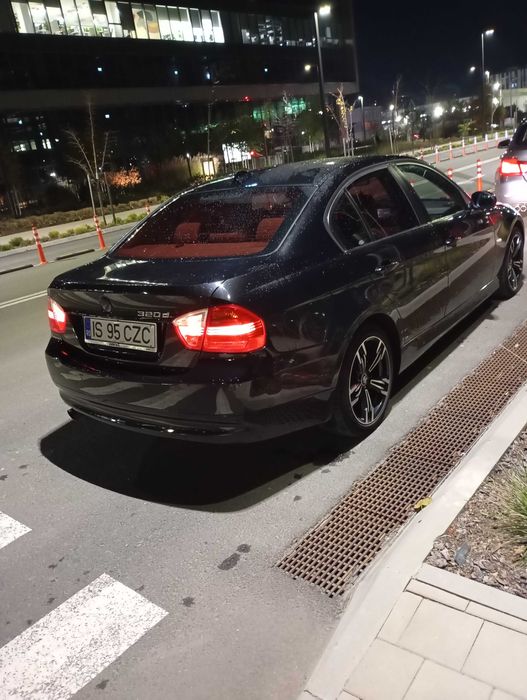 BMW 320 Mașina personală