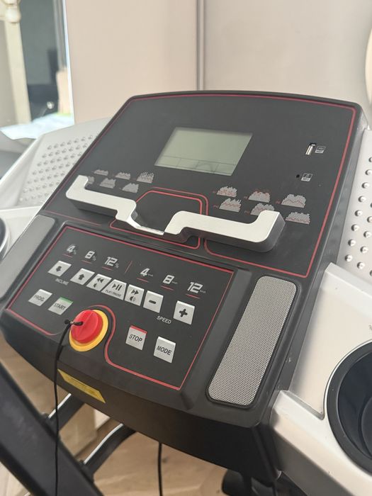 Беговая дорожка.