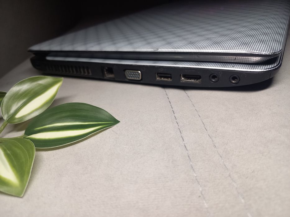 Ноутбук SSD + Мышка