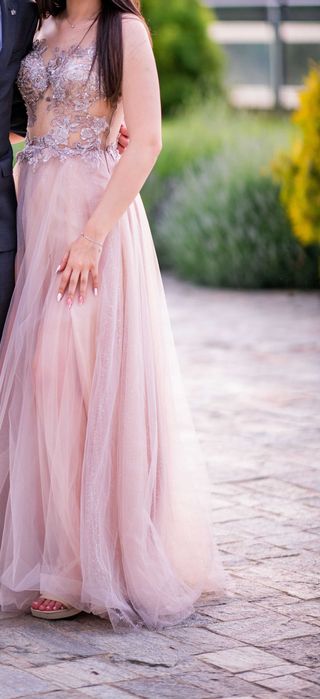 Разкошна бална рокля + подарък