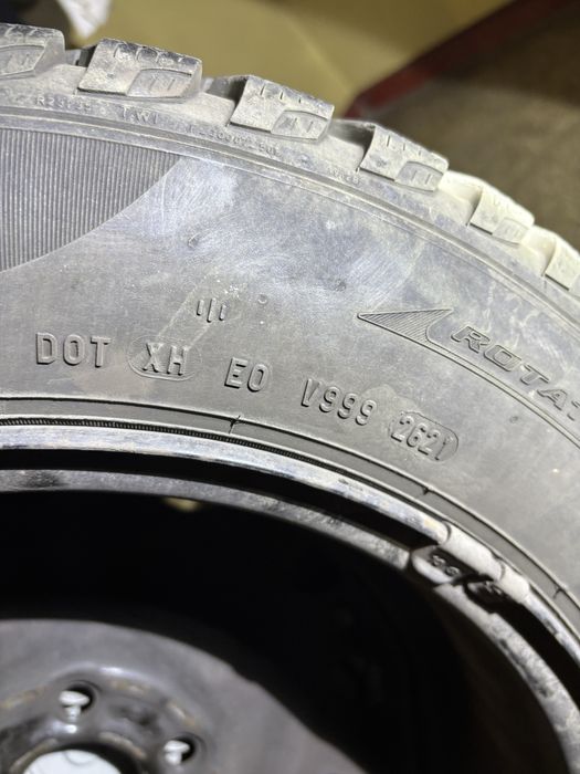 Jante originale Skoda Fabia 15+cauciucuri Pirelli dot 2021