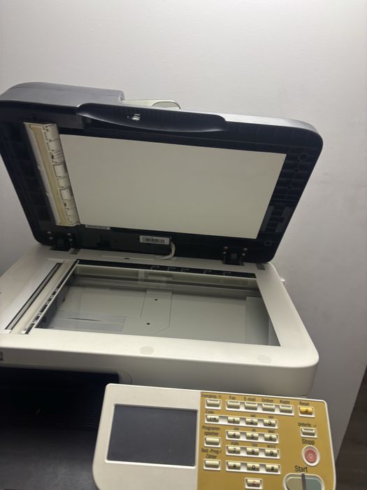 2 multifunctionale konica minolta C35