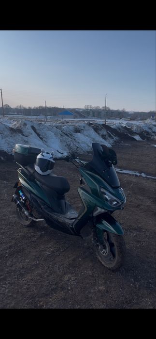 Продается мопед, скутер макси