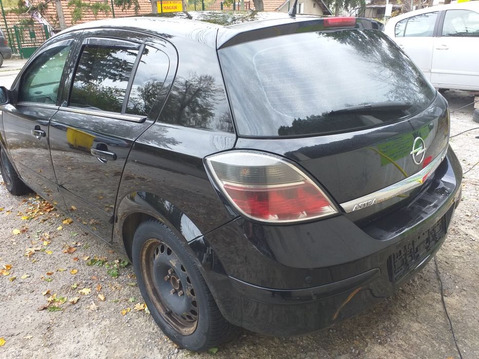 Опел Астра Н 1.9 120кс