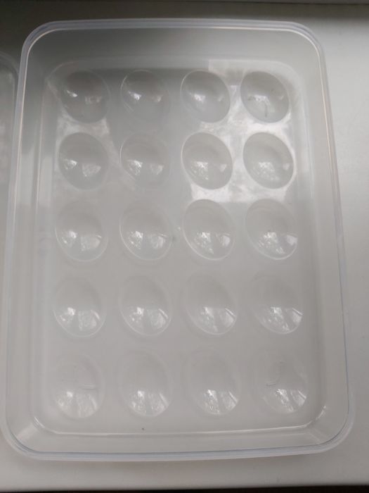 Пластиковые контейнеры