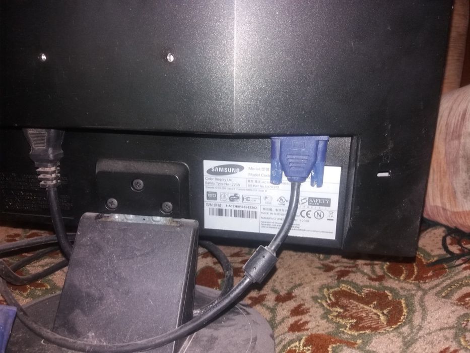 Монитор самсунг SyncMaster