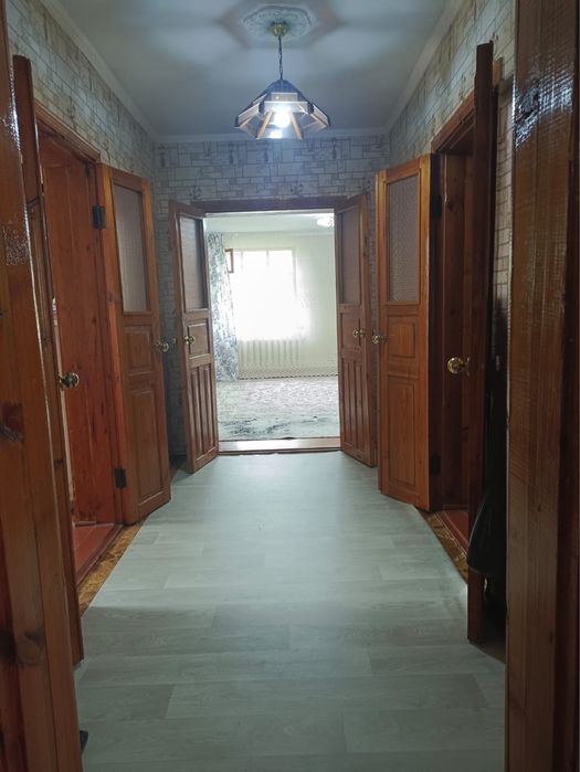 Продам два дома.