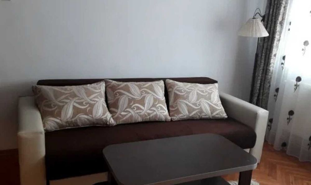 Дава се под наем Двустаен апартамент в Пловдив, Изгрев - 46 кв.м за 147.9 € - Снимка #1