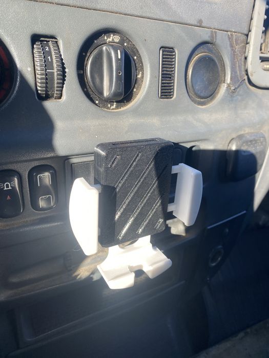 стойка за телефон мерцедес спринтер mercedes sprinter