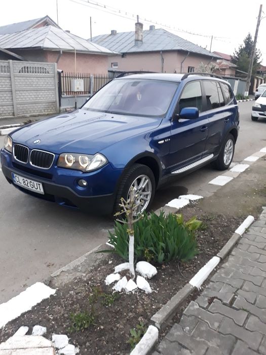 Vând bmw x3 cu distribuția în fata